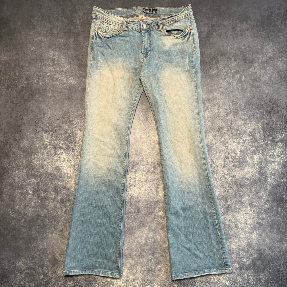 Y2K Refuge Premium Denim Womens 11L Light Wash Flare Jeans Stretch Low Rise